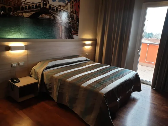 غرفة بسرير مزدوج أو سريرين منفصلين، Hotel Altieri 6/10
