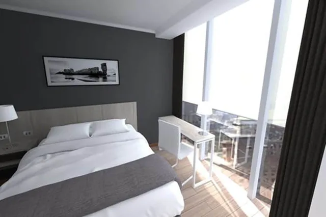 غرفة قياسية بسرير كينج، Hotel Capital Bellet 4/9