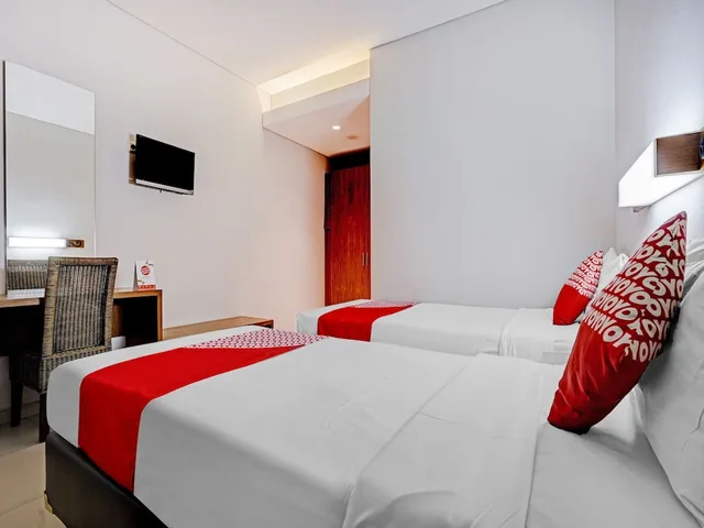Deluxe, Twin Beds, Collection O Riau Near Trans Studio Bandung Formerly Hotel Montameri 2/7