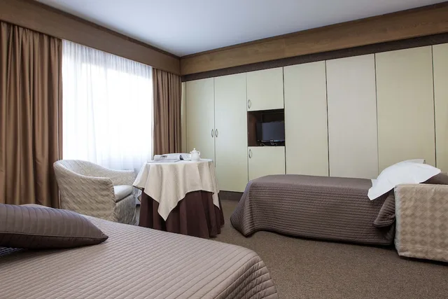 Room, Quadruple, Double and Twin Beds, Hotel Palace Wellness And Beauty 4/6