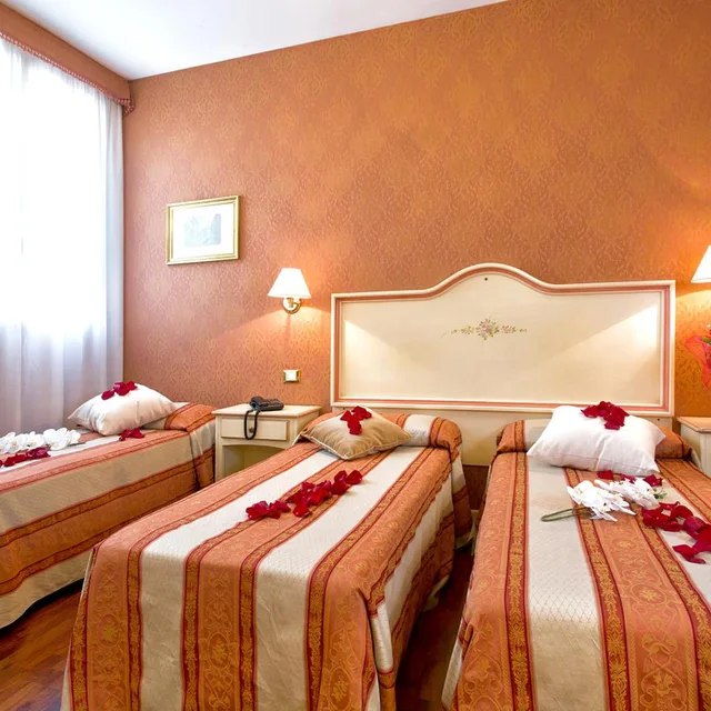 غرفة ثلاثية، Locanda Conterie 1/6