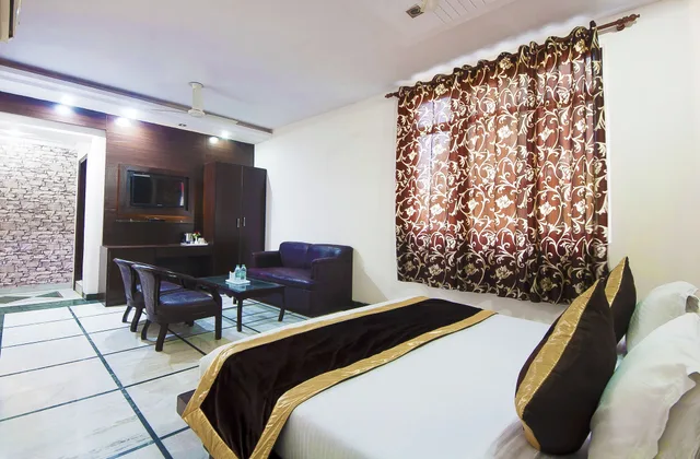 غرفة عائلية بسرير كينج، HOTEL APRA INN 2/3