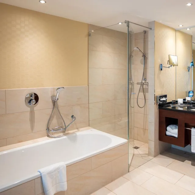 جناح جونيور، Hotel Vier Jahreszeiten Starnberg 4/4