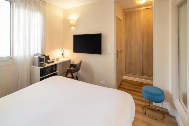 غرفة كلاسيكية بسرير كوين، Best Western Plus La Rade 3/6