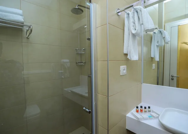 غرفة سوبيريور بسريرين منفصلين، Gabala Garden Hotel 2/3