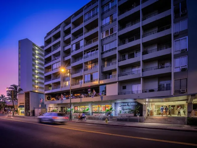 غرفة بمطبخ صغير، Castle Waikiki Grand Hotel 1/1