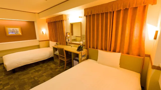 غرفة بسريرين منفصلين لذوي الإعاقة، Toyoko Inn Atami Ekimae 4/8