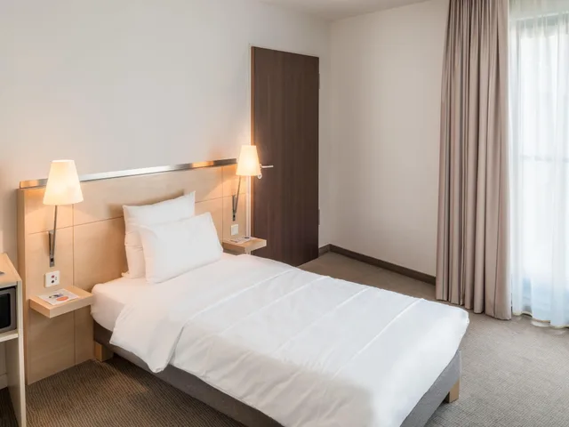 غرفة قياسية مفردة، Novotel Berlin Mitte 8/13