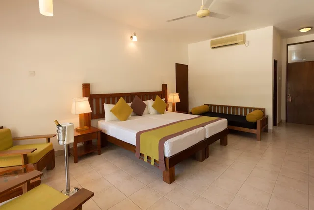غرفة ديلوكس بسريرين منفصلين، Nilaveli Beach Hotel 3/4