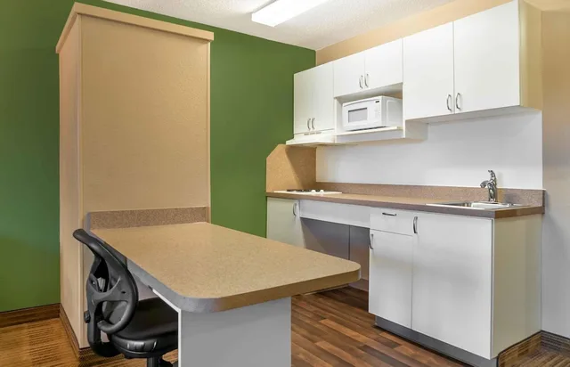 استوديو بسرير كينج، Extended Stay America - Toledo - Holland 10/10