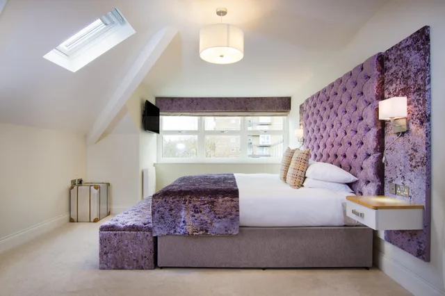 غرفة بسرير مزدوج بحمام خاص، White Hart Hotel, BW Premier Collection 1/2