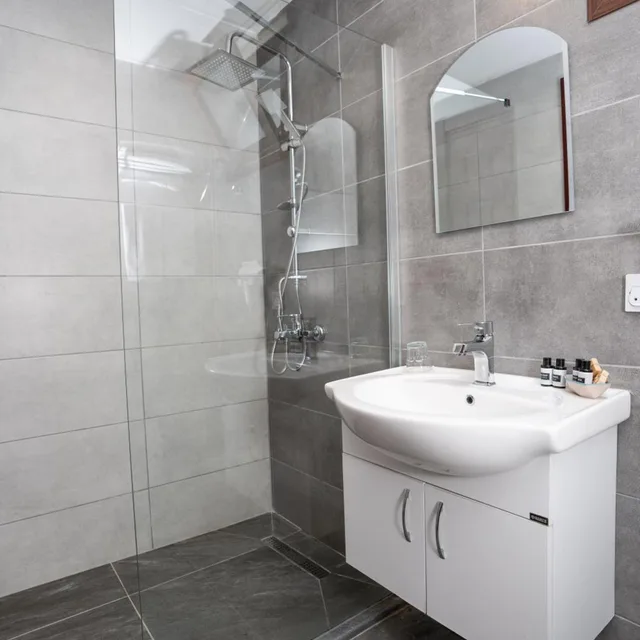 غرفة بسرير مزدوج، Meryems Hotel 5/6