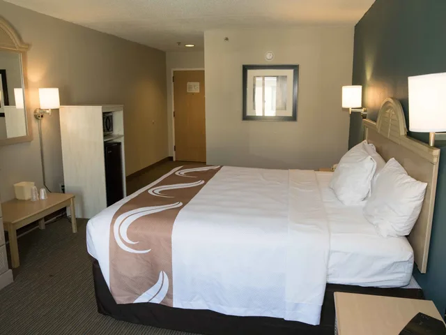 غرفة قياسية بسرير كينج، Quality Inn & Suites Exmore - Eastern Shore 2/4