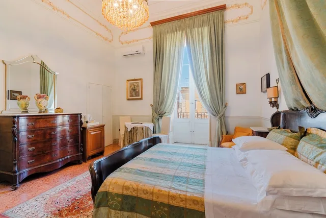 Room, Double Bed, Palazzo De Castro 6/10