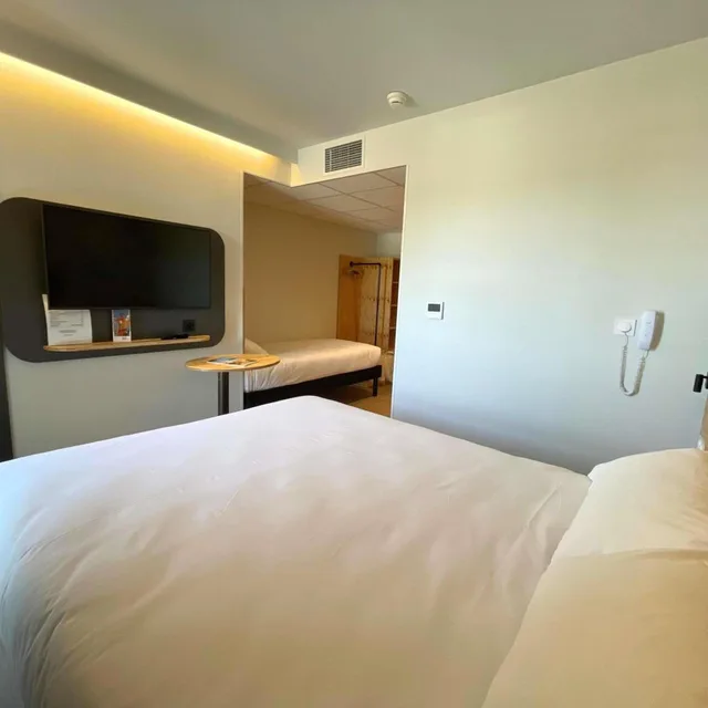 Pop, Double and Twin Beds، greet hotel Castets Coeur des Landes 5/10