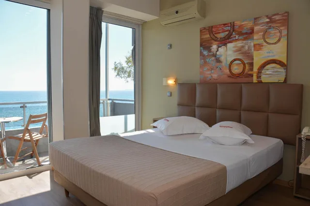 غرفة بسرير مزدوج بإطلالة على البحر، Scorpios Hotel 8/10