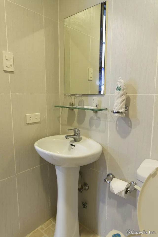 غرفة بريميير بسرير كوين وسرير فردي، Holiday Spa Hotel 5/8