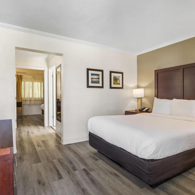 غرفة رباعية، Comfort Inn Santa Cruz North 1/9