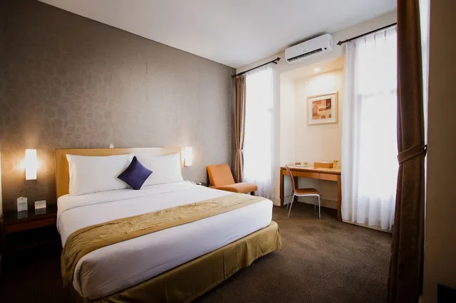 غرفة ديلوكس بسرير كينج، Serela Riau Hotel Bandung 2/7