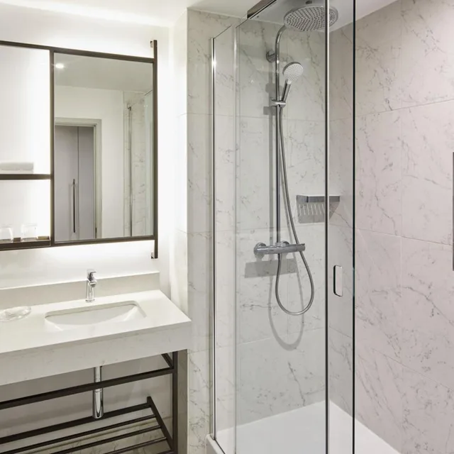 غرفة ديلوكس بسريرين منفصلين، Marriott London Hotel Grosvenor Square 2/10