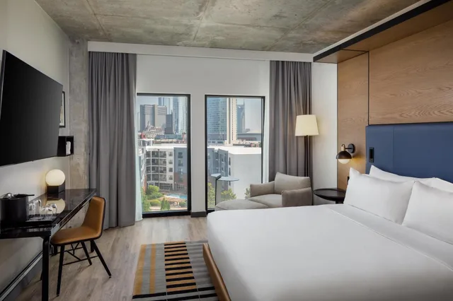 جناح بإطلالة على المدينة بغرفة نوم واحدة، Canopy by Hilton Nashville Downtown The Gulch 2/5