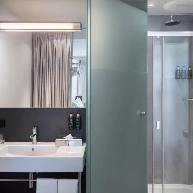 2 Bedrooms, the Level, Suite، Melia South Beach 9/10