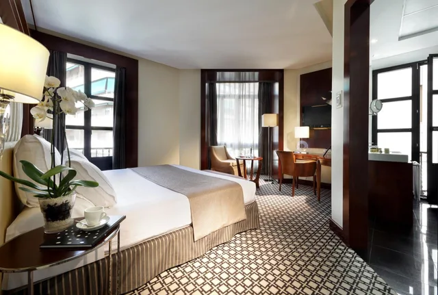غرفة بسرير مزدوج مع سرير إضافي، Eurostars Gran Via 6/10