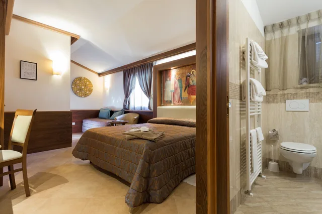 غرفة قياسية ثلاثية بسرير كوين وسرير فردي، Hotel Ristorante La Terrazza 10/10