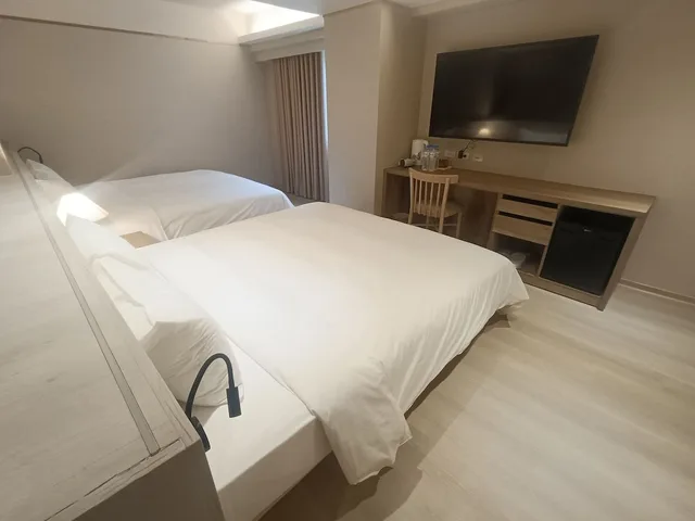 Classic, Quadruple, 2 King Beds, Jing Jing Holiday Hotel 4/7