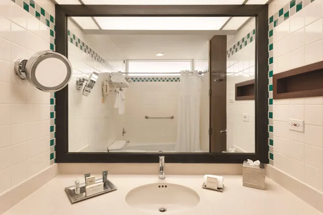 Room, King Bed, Ocean Front، Hilton Ponce Golf & Casino Resort 4/4