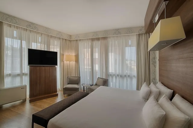 جناح جونيور تنفيذي بسريرين منفصلين، Tivoli Milano President 3/7
