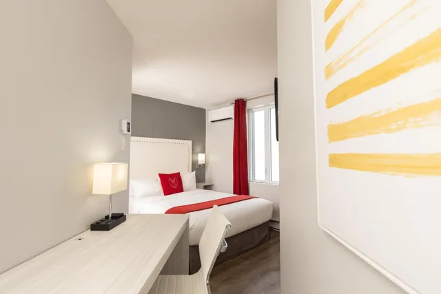 Budget, King Bed, Hotel Du Nord 6/8