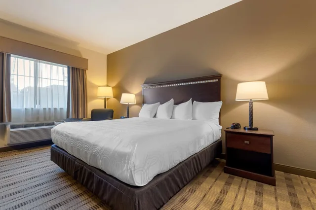Suite, King Bed, Best Western La Grange Inn & Suites 2/3