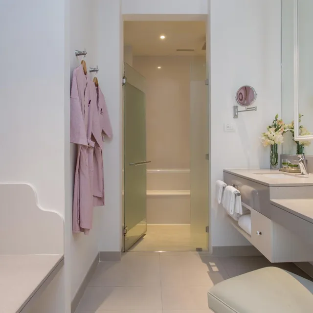 غرفة سوبيريور بسرير كينج، U Sathorn Bangkok Hotel 9/10