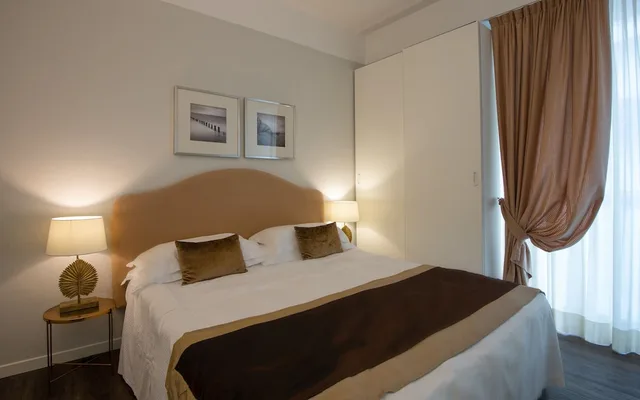 Prestige, Apartment, 2 Queen Beds, Sofa, Residence Charming Apartments 4/10