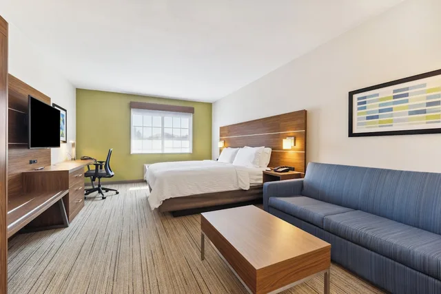 غرفة قياسية بسرير كينج، Hotel Fairchild 3/10