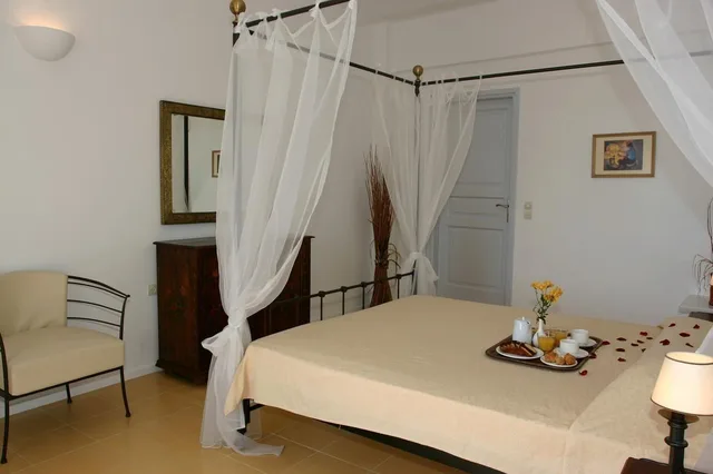 Superior, Double Bed, TZEKOS VILLAS 2/2