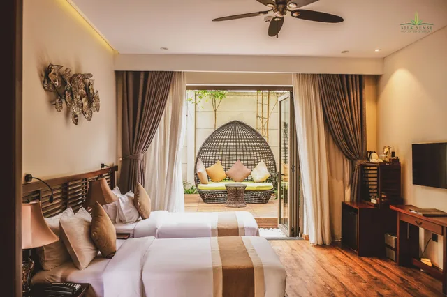 Deluxe, King Bed, Garden View, Private Garden, Bathtub، Silk Sense Hoi An River Resort 7/10