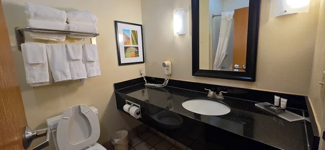 غرفة بسريرين كوين لذوي الإعاقة، Wingate by Wyndham Lubbock TX South 4/5