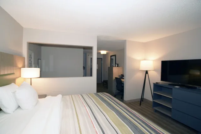 جناح استوديو بسرير كينج مع أريكة، Country Inn & Suites by Radisson Greenfield IN 2/9