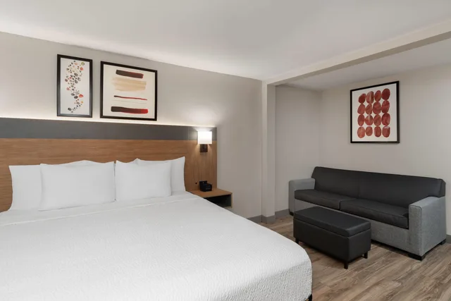 جناح بمطبخ صغير، Hawthorn Extended Stay by Wyndham Jackson 2/4