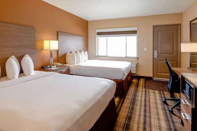 غرفة تنفيذية بسريرين كوين، Boulder University Inn 1/4
