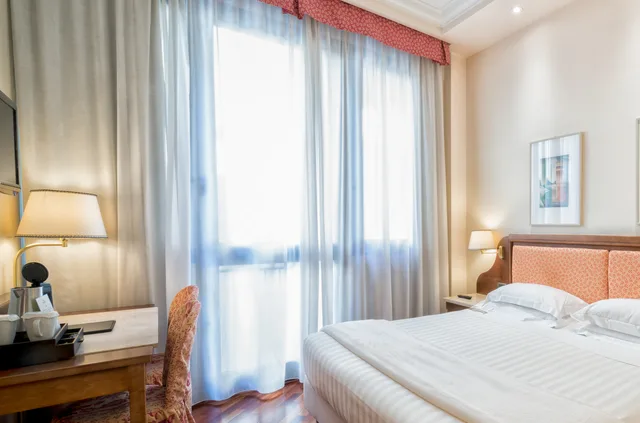 غرفة سوبيريور مفردة بسرير مزدوج، B&B HOTEL Firenze Pitti Palace al Ponte Vecchio 2/5