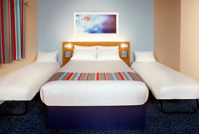 Family, Travelodge Birmingham Yardley 1/2