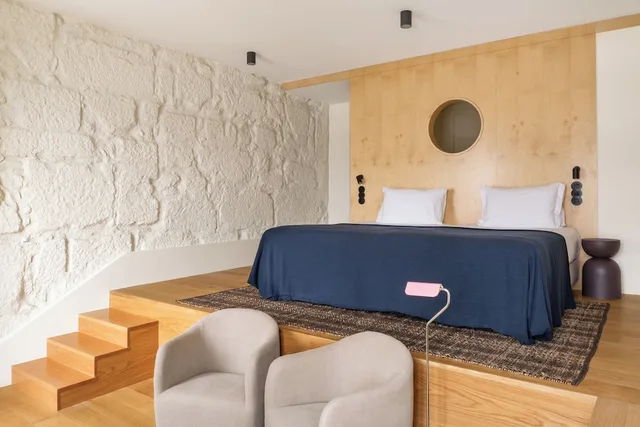 غرفة ديلوكس بسرير مزدوج أو سريرين منفصلين بإطلالة على النهر، The House Of Sandeman Hostel & Suites 8/10