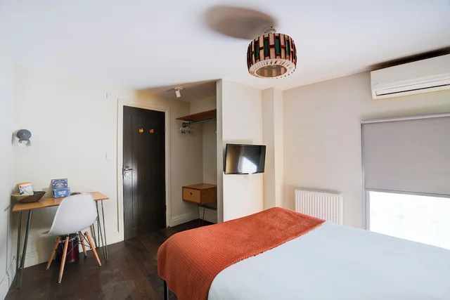 غرفة قياسية بسرير مزدوج بحمام مشترك، Peckham Rooms Hotel by Belvilla 2/6
