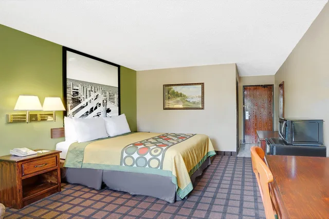 غرفة ديلوكس بسرير كينج للمدخنين، Economy 7 Inn Chesapeake - Portsmouth 3/10
