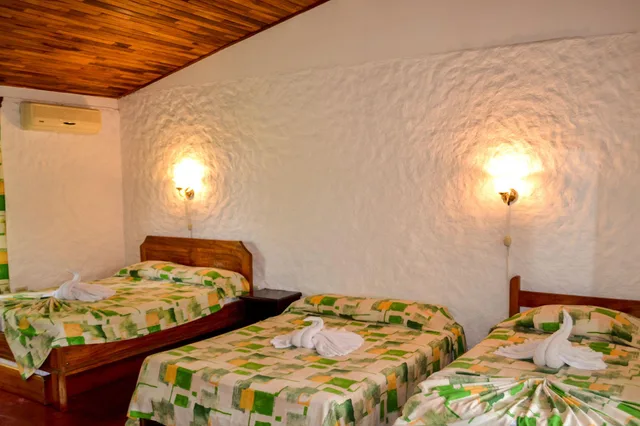 غرفة رباعية، Termales del Bosque and Hot Springs 5/9