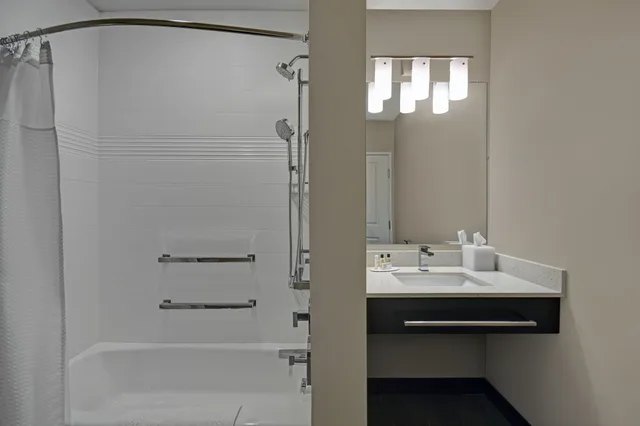 استوديو بسريرين كوين، TownePlace Suites by Marriott Grand Rapids Wyoming 4/4