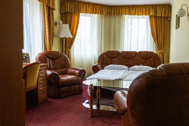 Vip, Suite، Hotel Korona Eger 3/6